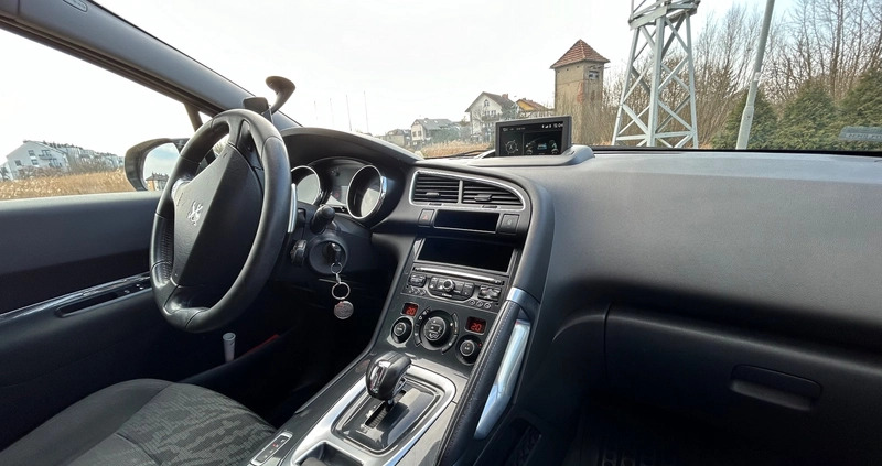 Peugeot 3008 cena 35000 przebieg: 257600, rok produkcji 2013 z Police małe 277